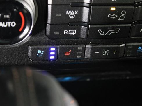 Used 2018 Ford F150 Platinum w/ Equipment Group 701A Luxury AWD/4WD image 26