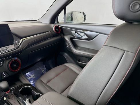Used 2024 Chevrolet Blazer RS w/ Driver Confidence II Package image 27