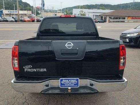 Used 2012 Nissan Frontier S RWD image 4