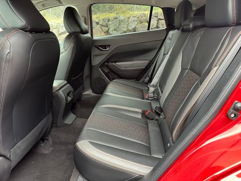 Used 2025 Subaru Crosstrek 2.5i Limited w/ Crosstrek Mirror Package AWD/4WD image 11