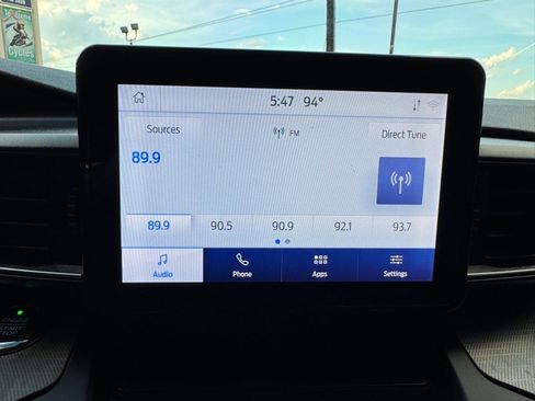 Used 2020 Ford Explorer XLT w/ Equipment Group 202A image 30