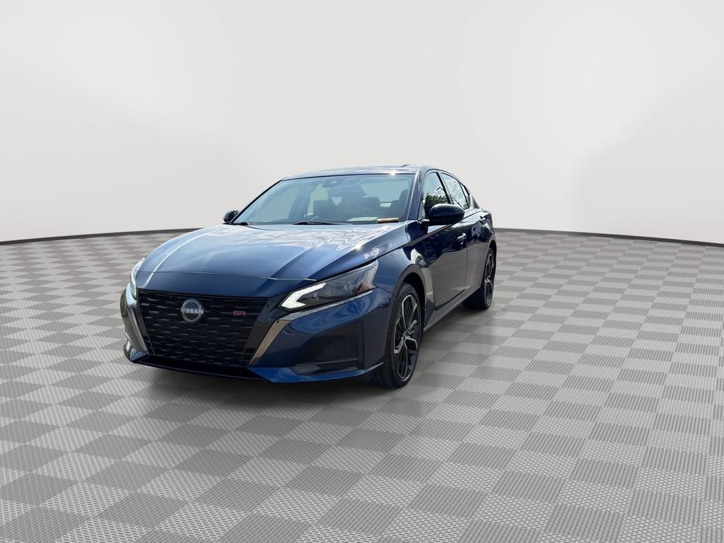 Certified 2024 Nissan Altima 2.5 SR AWD/4WD image 6