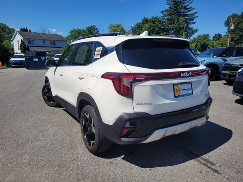 Certified 2024 Kia Seltos EX AWD/4WD image 3