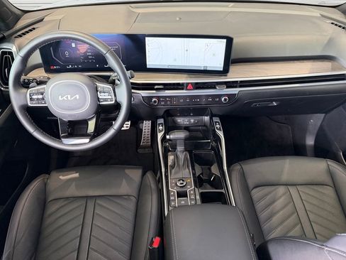 Used 2025 Kia Sorento SX Prestige AWD/4WD image 32