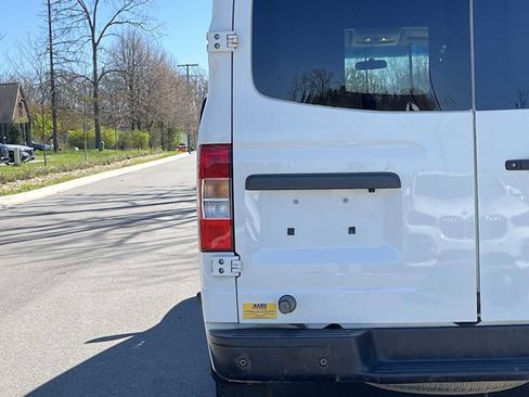 Used 2018 Nissan NV 2500 SV w/ Navigation Package RWD image 17
