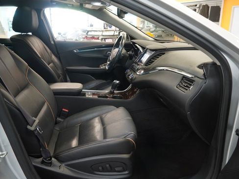 Used 2015 Chevrolet Impala LTZ FWD image 35