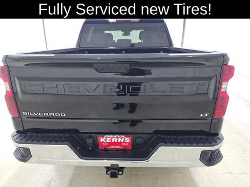 Used 2023 Chevrolet Silverado 1500 LT AWD/4WD image 15