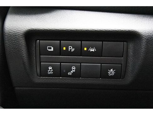 New 2025 Nissan Kicks Play S FWD image 13