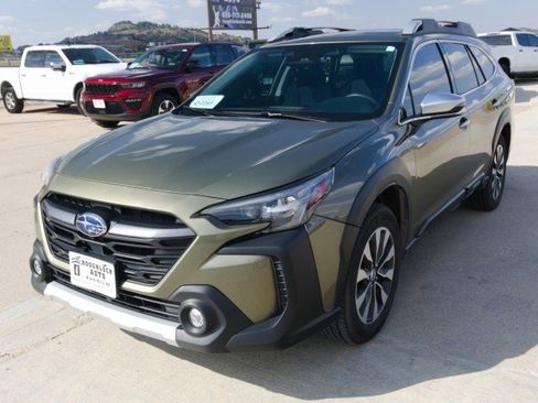 Used 2024 Subaru Outback Touring XT image 2