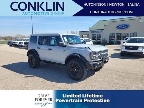 New 2026 Ford Bronco Badlands AWD/4WD image 1