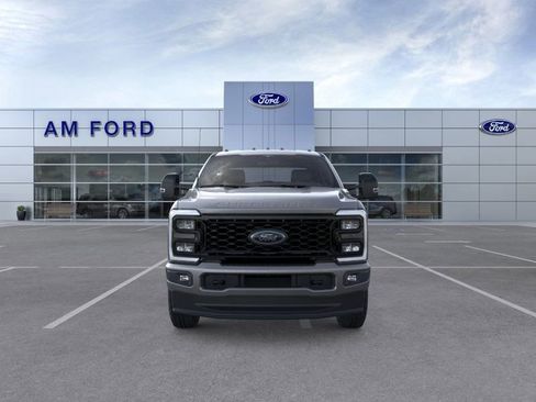 New 2026 Ford F250 Lariat w/ Black Appearance Package AWD/4WD image 6