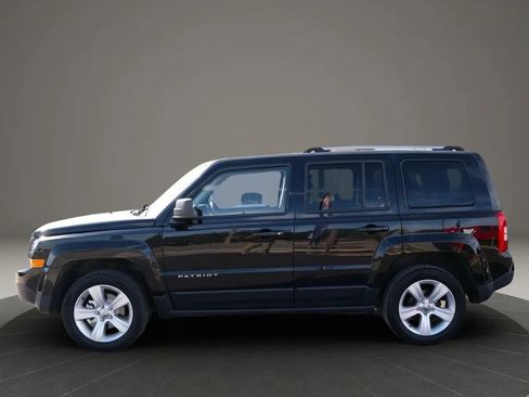 Used 2016 Jeep Patriot High Altitude image 2