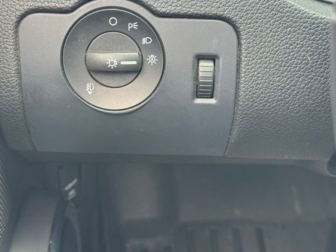 Used 2013 Ford Mustang Premium RWD image 23