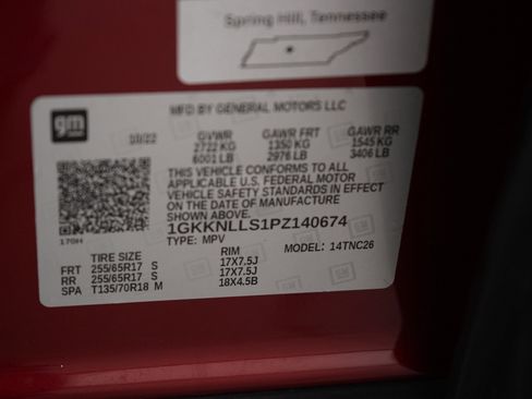 Used 2023 GMC Acadia AT4 w/ Technology Package image 32