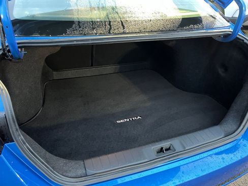 Used 2025 Nissan Sentra SV image 29