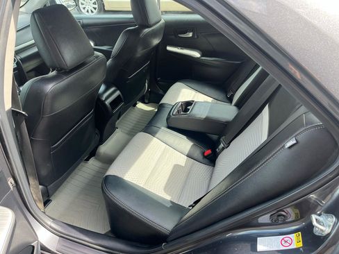 Used 2012 Toyota Camry SE image 25