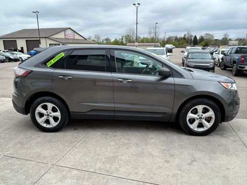 Used 2017 Ford Edge SE AWD/4WD image 4