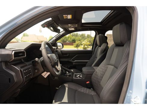 New 2026 Toyota 4Runner TRD Off-Road Premium AWD/4WD image 12