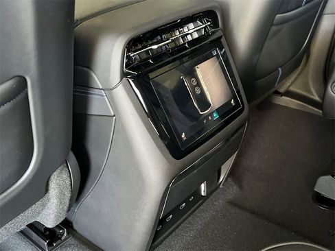 New 2026 Cadillac Escalade IQ Luxury 1 image 30