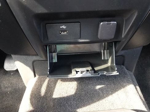 Used 2018 Ford F150 XL w/ XL Power Equipment Group AWD/4WD image 25