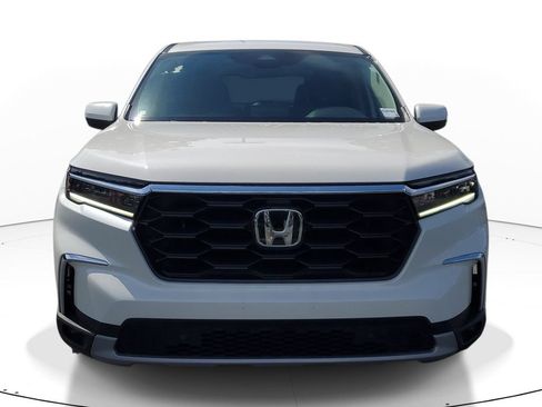 Used 2025 Honda Pilot EX-L image 2