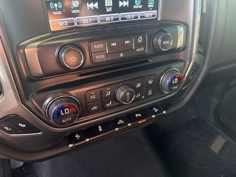Used 2018 Chevrolet Silverado 1500 LT w/ All Star Edition AWD/4WD image 39