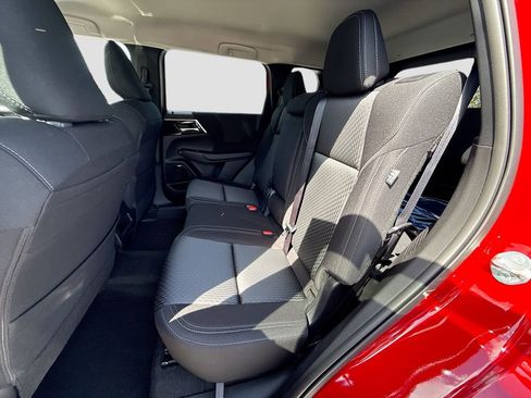 New 2026 Mitsubishi Outlander ES FWD image 24