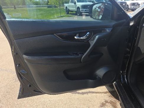 Used 2020 Nissan Rogue SL AWD/4WD image 23