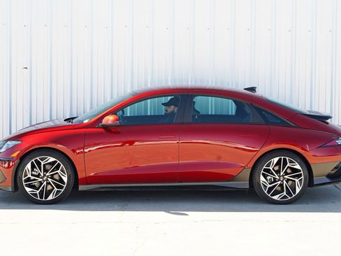 Used 2024 Hyundai Ioniq 6 SEL image 47