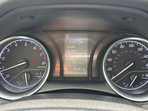 Certified 2018 Toyota Camry SE FWD image 24