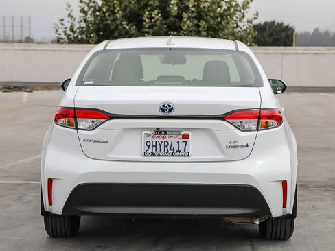 Used 2023 Toyota Corolla LE FWD image 6