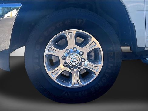 Used 2024 RAM 2500 Big Horn AWD/4WD image 8