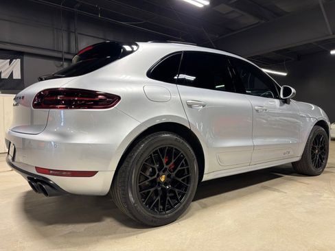 Used 2018 Porsche Macan GTS AWD/4WD image 2
