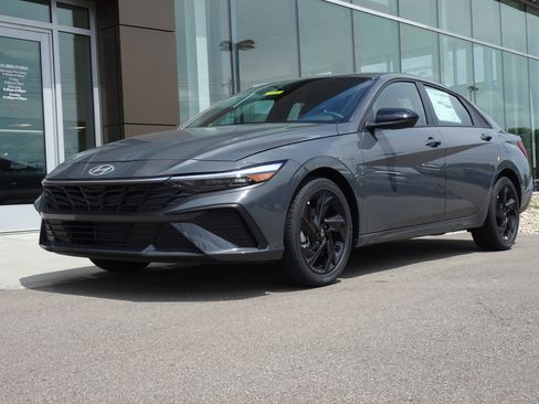 New 2026 Hyundai Elantra Sport FWD image 1