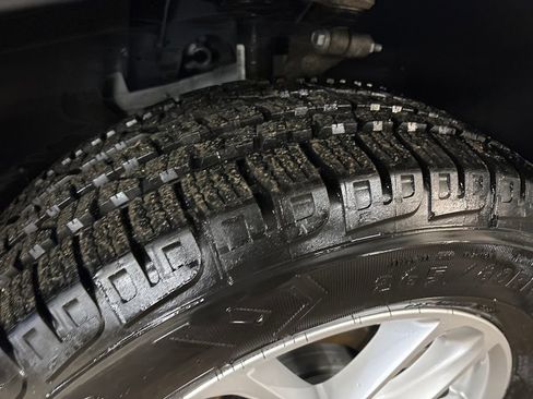 Certified 2023 Jeep Grand Cherokee L Laredo image 12