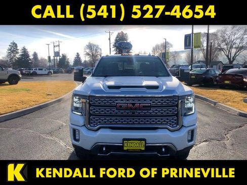 Used 2022 GMC Sierra 3500 Denali w/ Denali Ultimate Package image 8