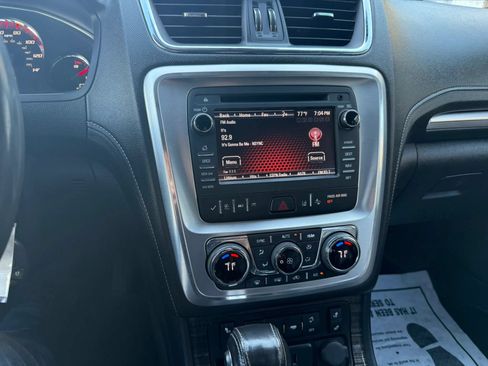 Used 2015 GMC Acadia SLT w/ Open Road Package AWD/4WD image 10