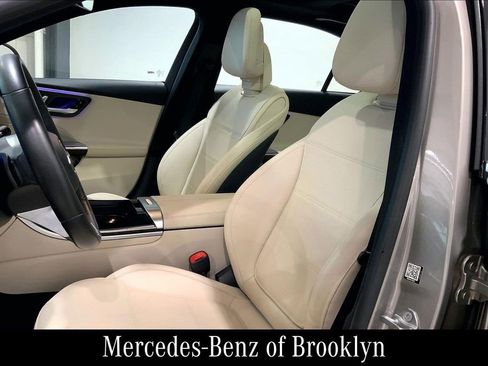 Certified 2023 Mercedes-Benz C 300 4MATIC Sedan image 9
