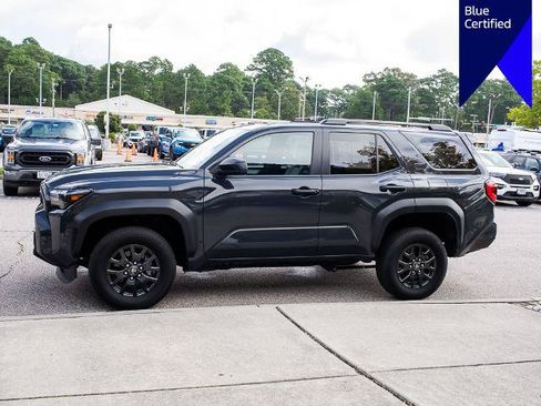 Used 2025 Toyota 4Runner SR5 RWD image 3