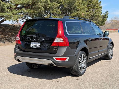 Used 2012 Volvo XC70 T6 Premier Plus image 4