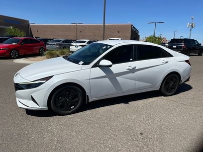 Used 2022 Hyundai Elantra SEL w/ Convenience Package