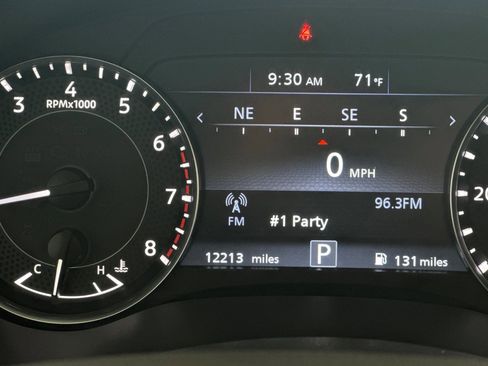 Used 2024 Nissan Armada SV w/ Cargo Package RWD image 17