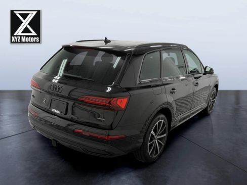 Used 2023 Audi Q7 3.0T Premium Plus w/ Premium Plus Package AWD/4WD image 6