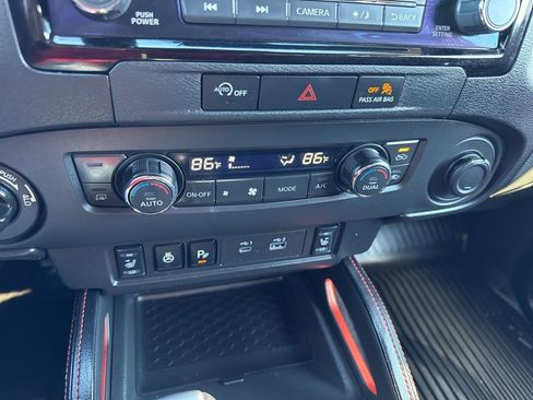Used 2023 Nissan Frontier PRO-4X w/ Pro Convenience Package image 12