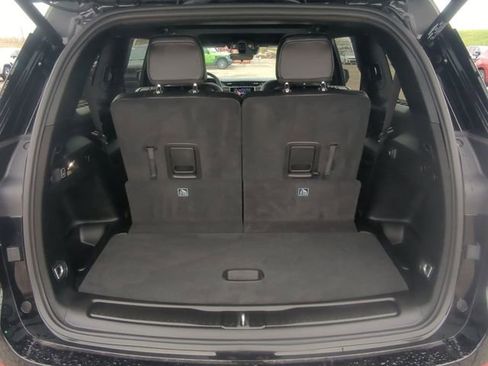 Used 2025 Jeep Grand Cherokee L Altitude AWD/4WD image 24