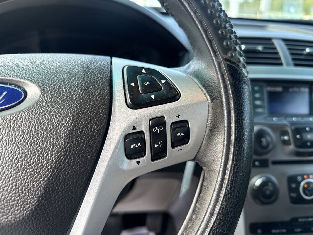 Used 2014 Ford Explorer XLT AWD/4WD image 16
