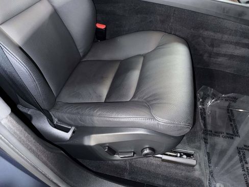 Used 2023 Volvo XC60 B5 Plus image 15