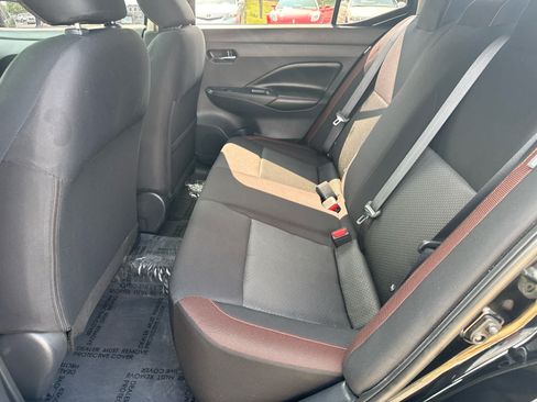 Used 2021 Nissan Versa SR w/ Convenience Package FWD image 13
