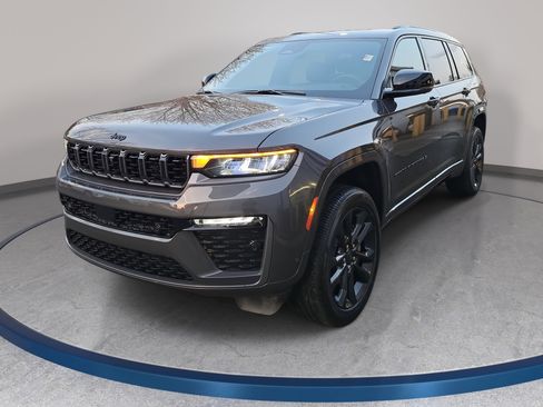 New 2026 Jeep Grand Cherokee L Limited image 8
