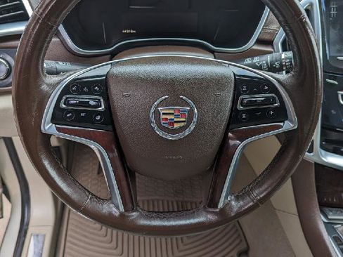 Used 2014 Cadillac SRX Luxury w/ Driver Awareness Package image 8